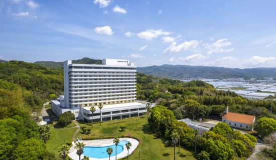 ガーデンプール《夏季営業》